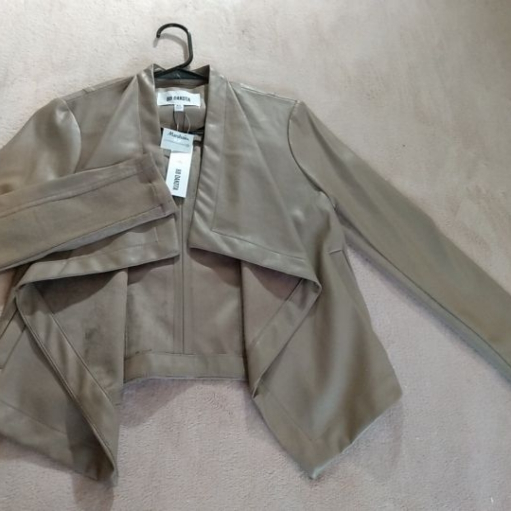 bb dekota jacket